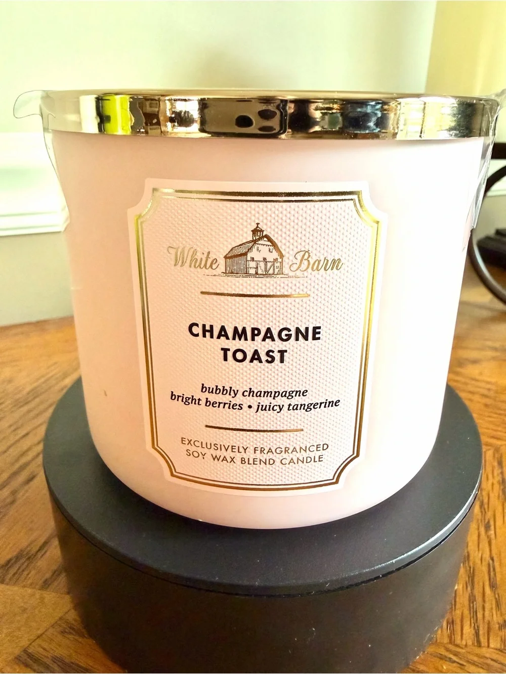 Bath & Body Works White Barn Champagne Toast Scented 3-Wick Candle - Pink new